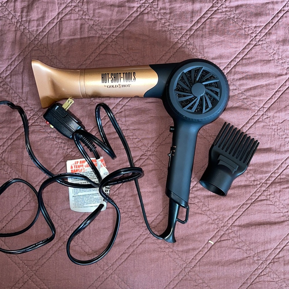 Hot Shot Tools black and rose gold blow dryer